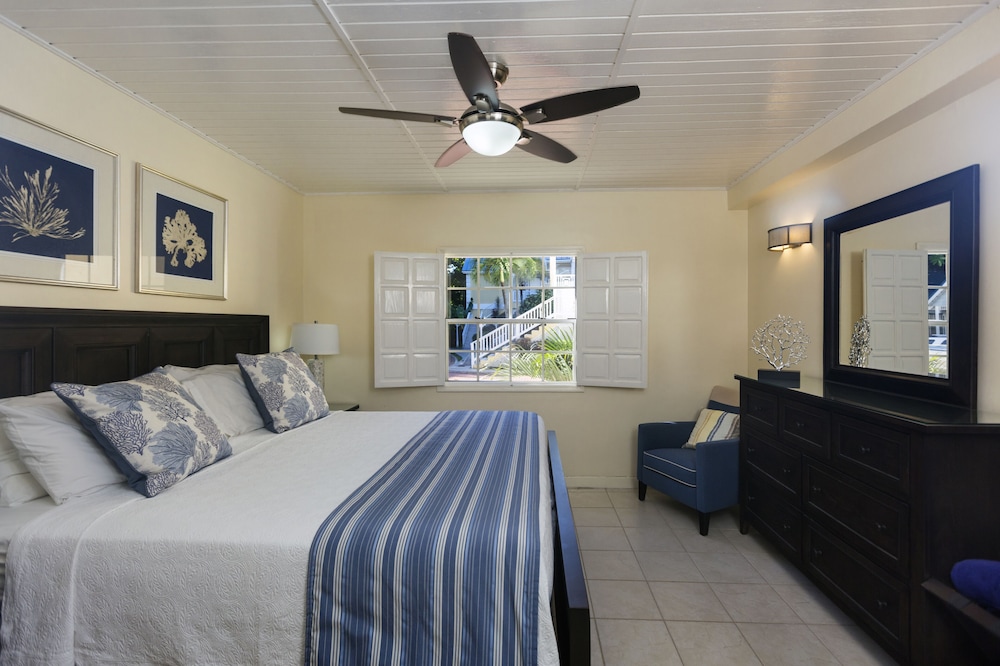 Villa Beach Cottages 15/50