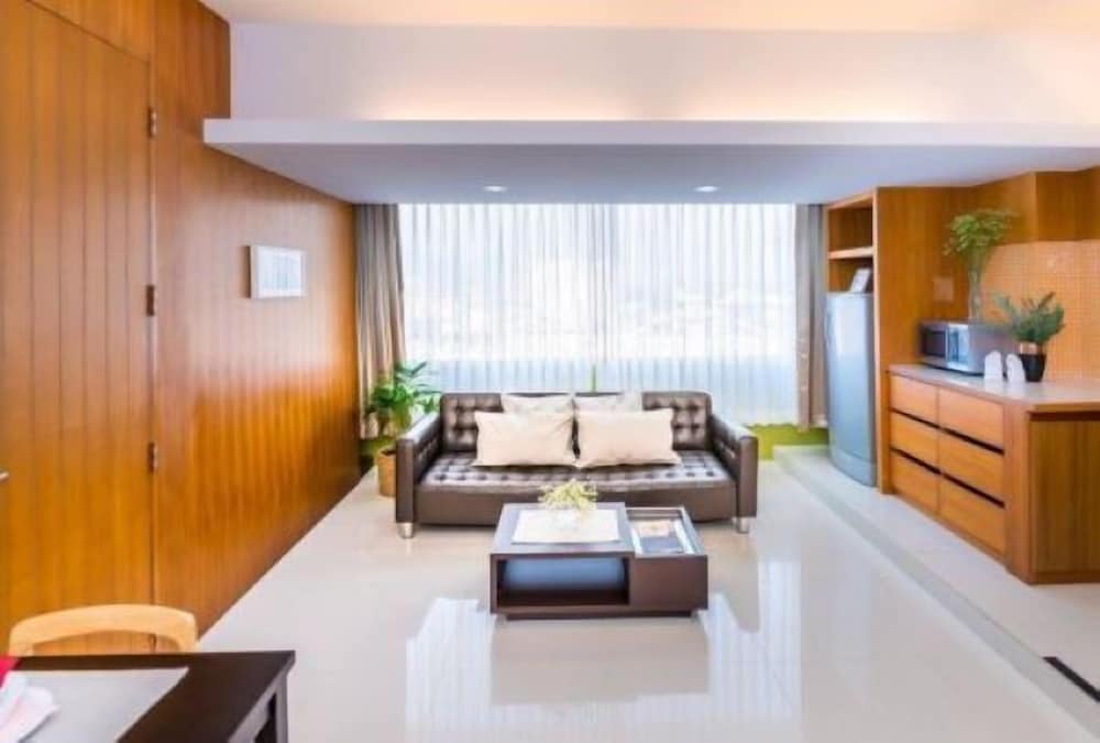 Laemtong Hotel Serviced Apartment 39/53