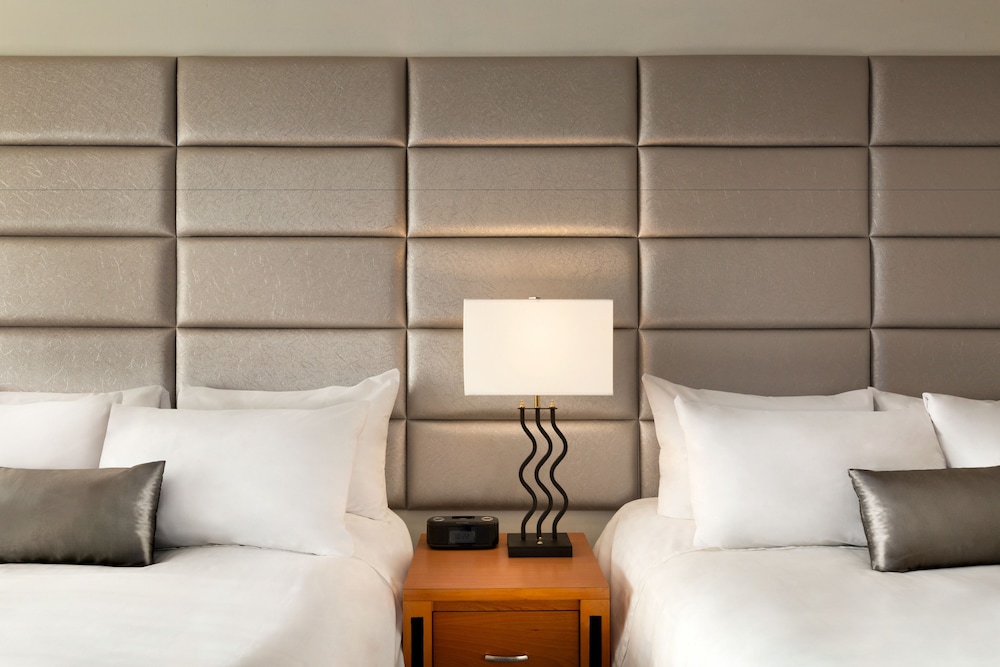 Poco Inn And Suites Hotel Conference Centre 27/58