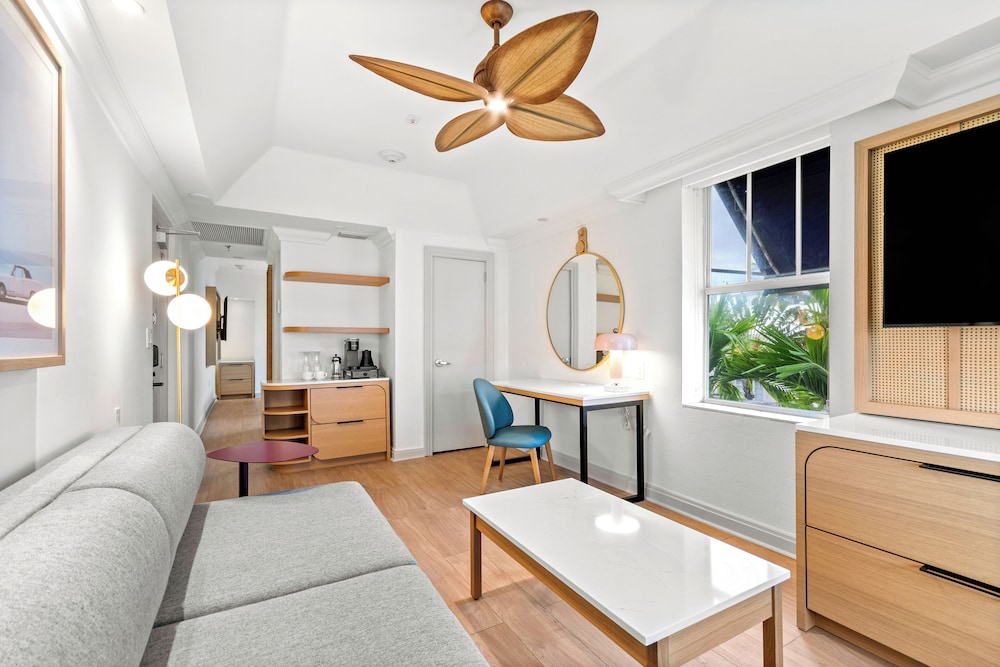 Corendon South Beach Miami 45/61