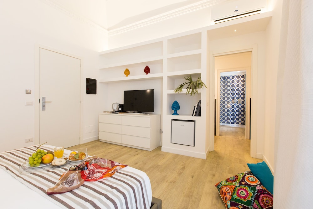 Palermo In Suite Aparthotel Shs 19/52