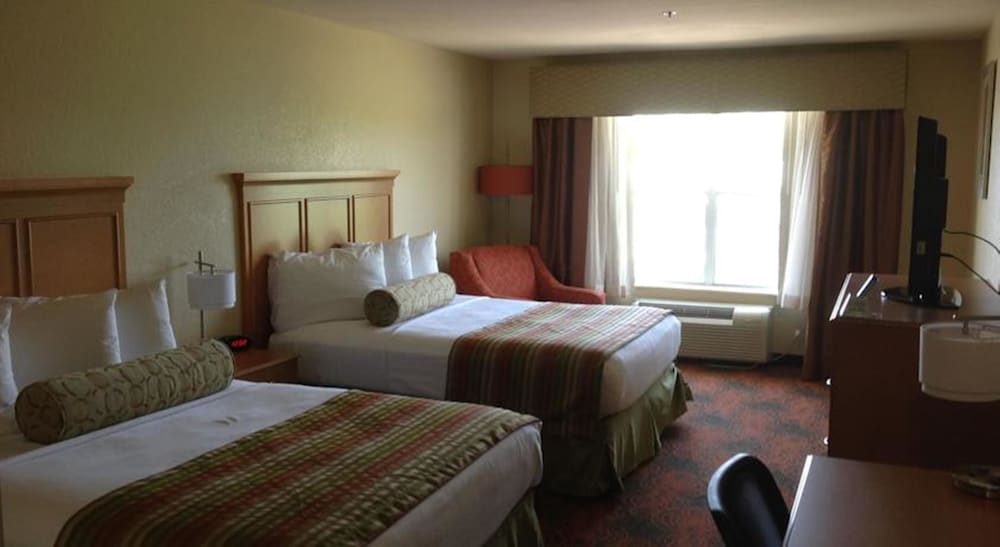 Best Western Plus Waco North 11/43