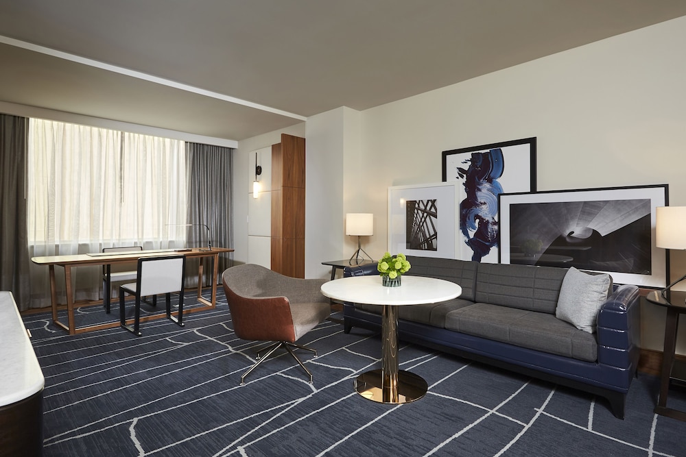 Park Hyatt Toronto 46/72