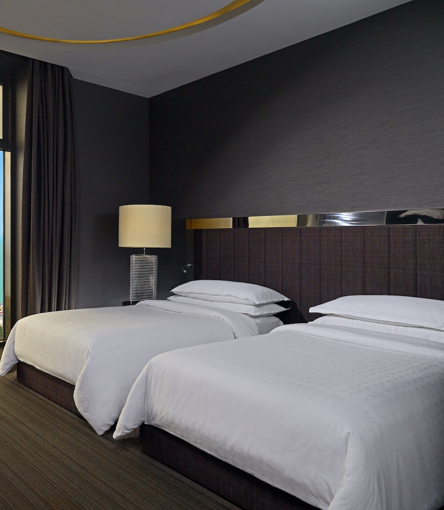 SHERATON BATUMI HOTEL 8/63