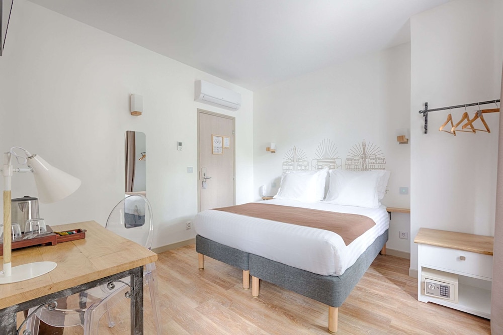 Hotel Korner Etoile 7/50