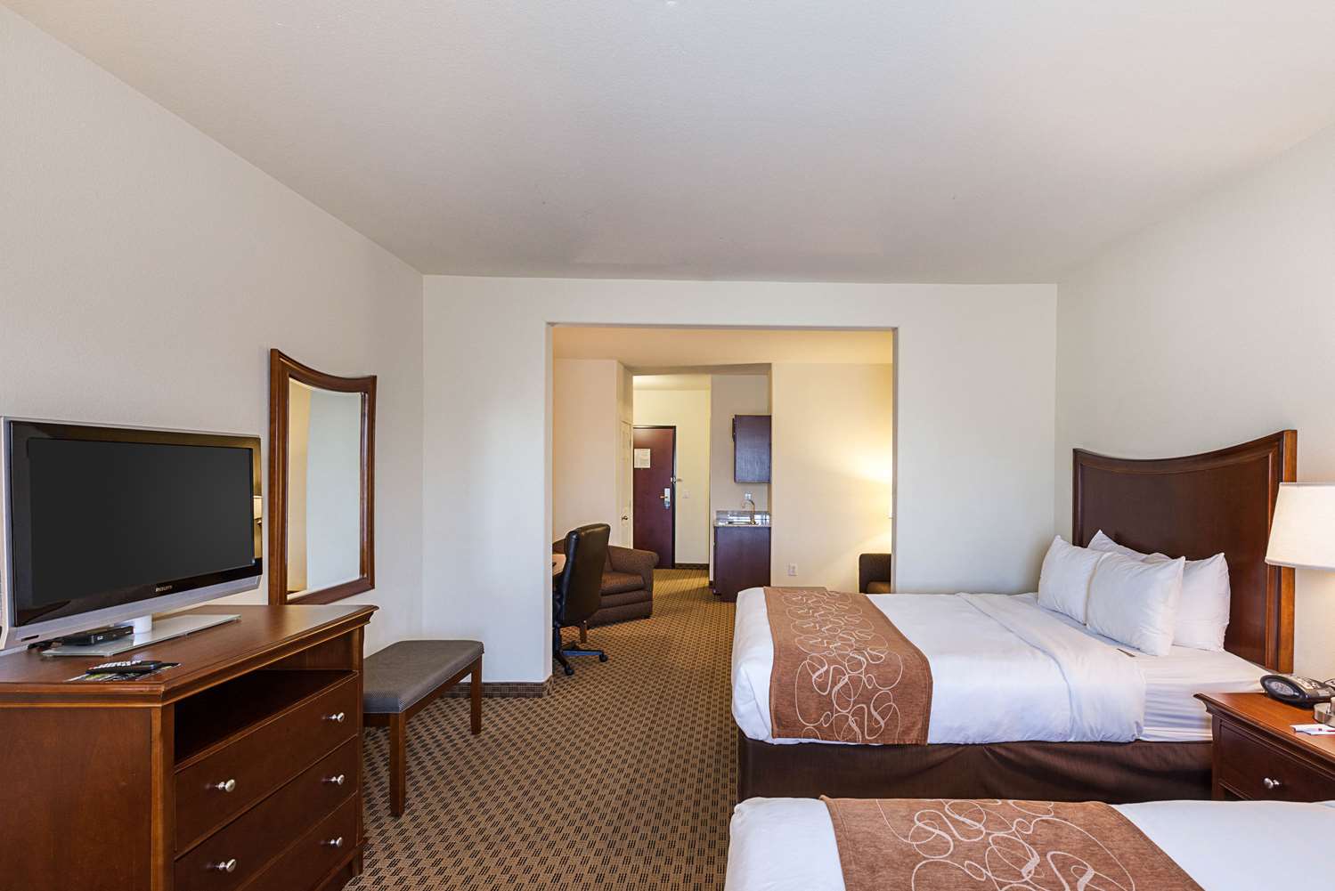 SUITE, 2 QUEEN BEDS