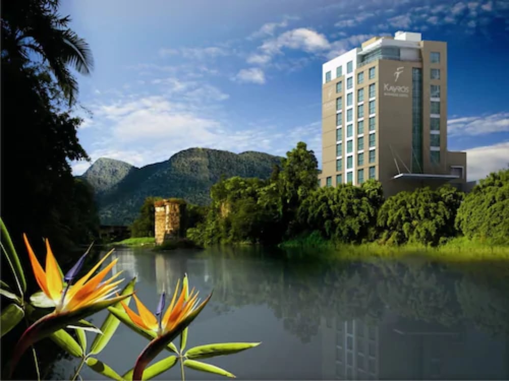 Kayros Business Hotel 1/54