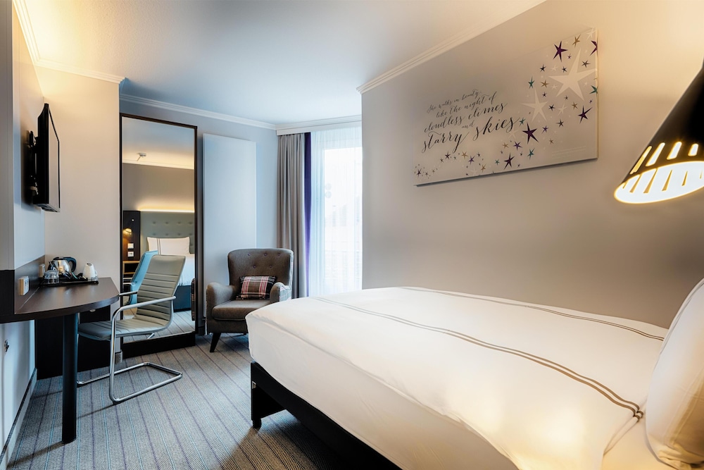 Premier Inn Stuttgart Bad Cannstatt Hotel 10/36