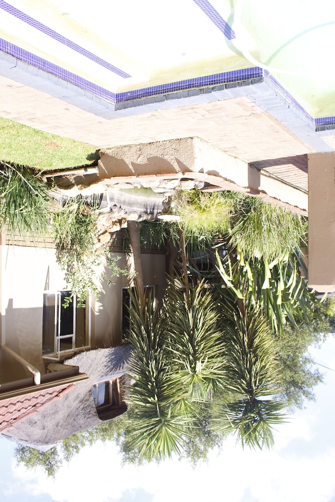 African Sky Guest House 37/50