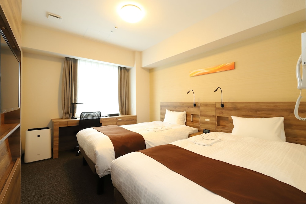 STANDARD, TWIN BEDS, SMOKING