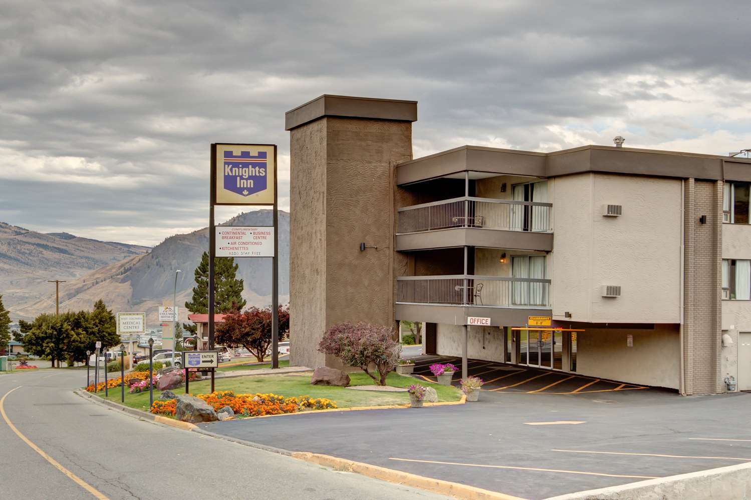 Knights Inn Kamloops 2/45