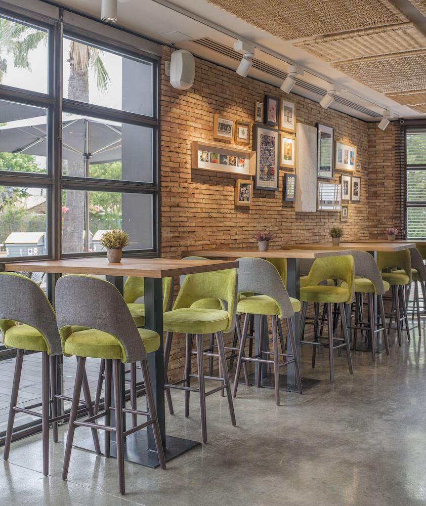 SEVILLA GREEN SUITES 48/66