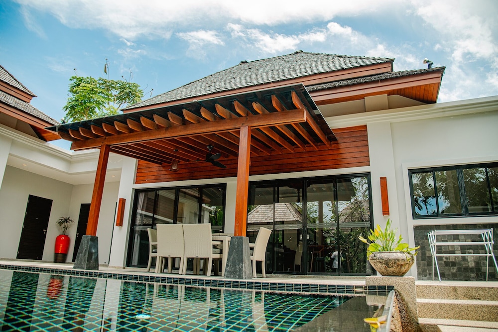 The Bell Pool Villa Resort 4/65