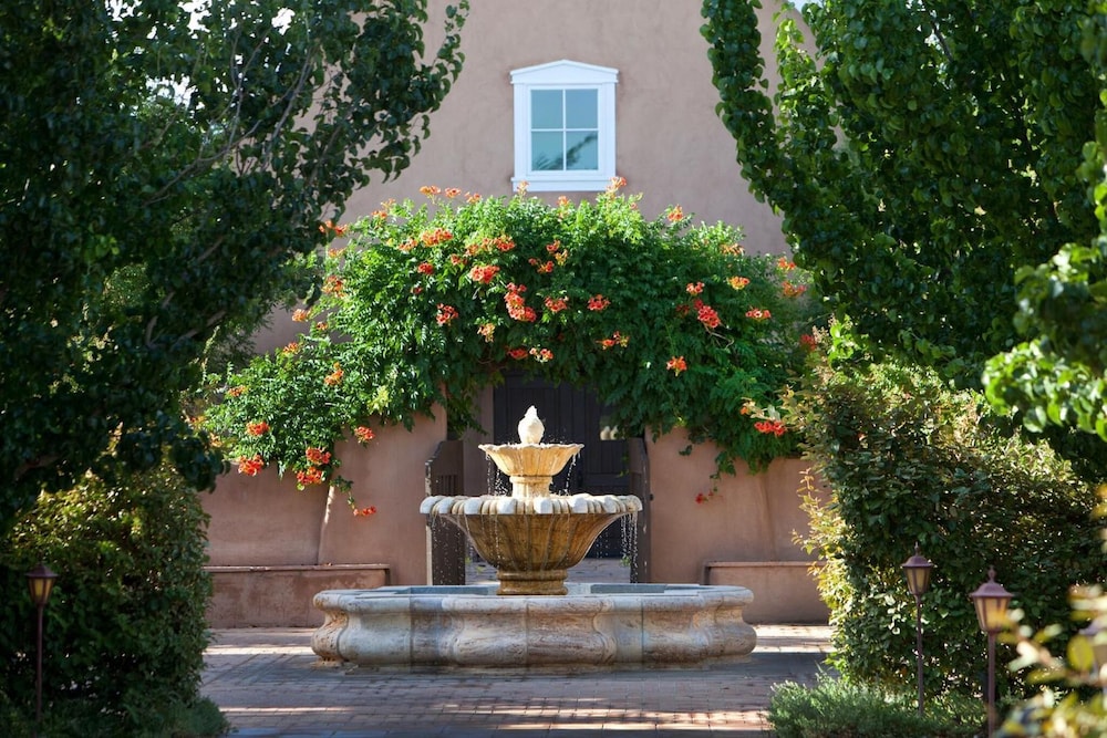Albuquerque at Old Town 8/54