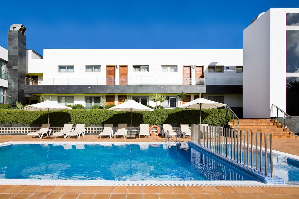 Hotel LIVVO Corralejo Beach 61/70