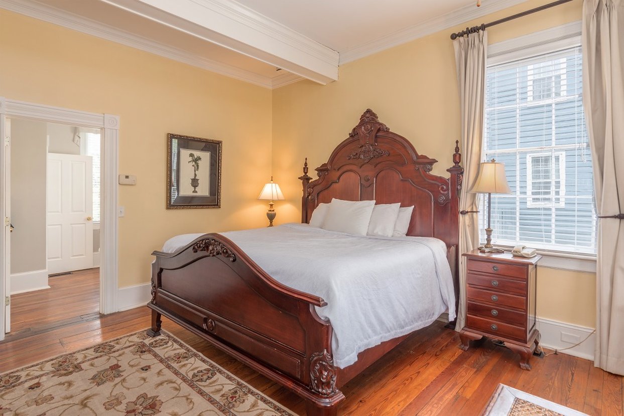 Beaufort Inn 10/64