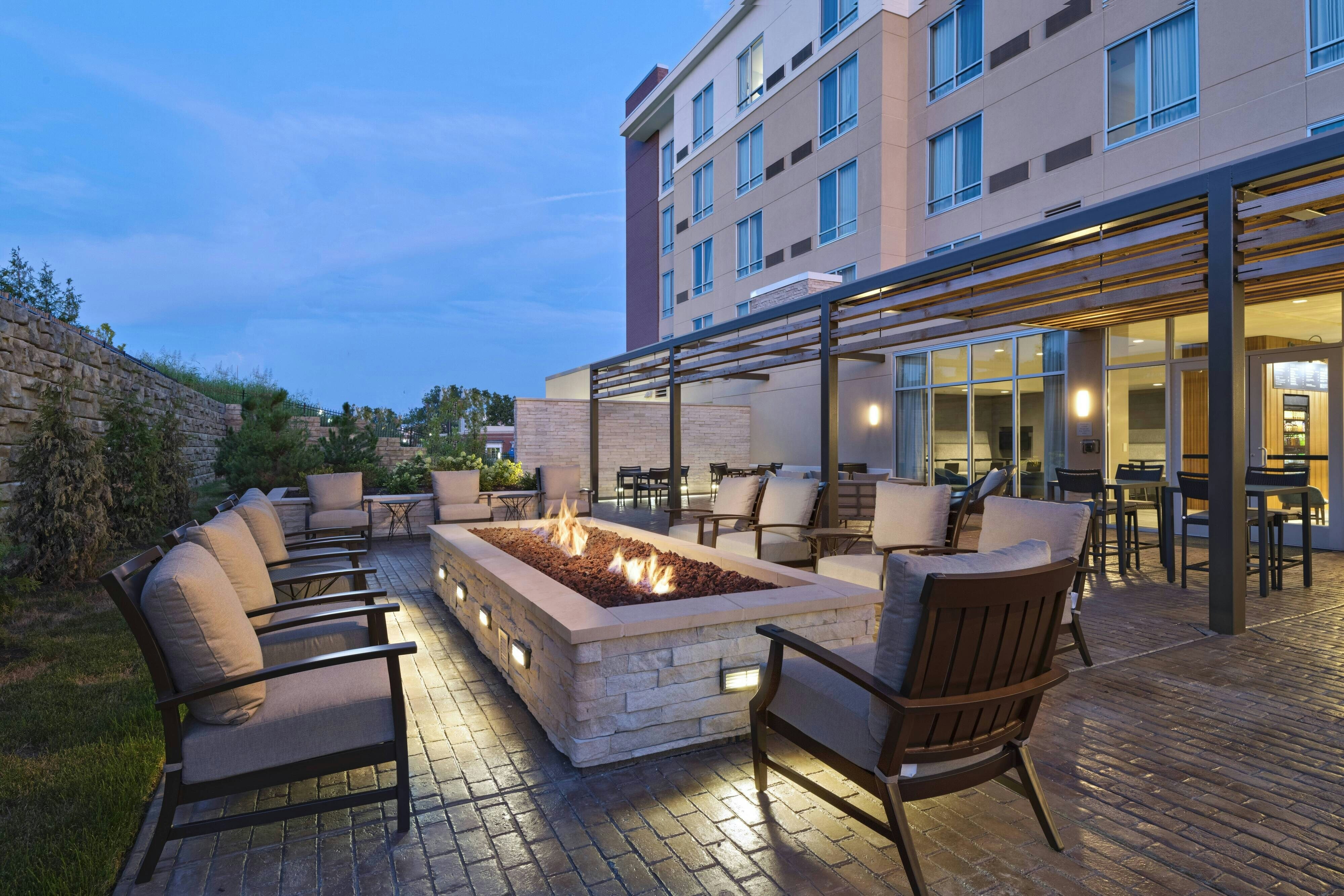 Courtyard St. Louis Brentwood 11/14