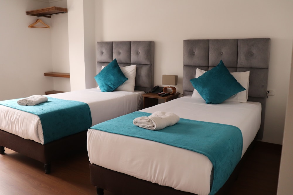 STANDARD, TWIN BEDS