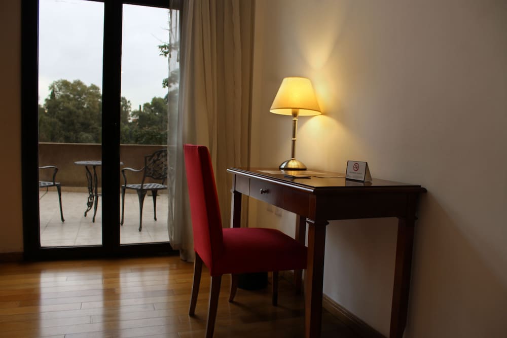 Hotel Plaza Central Ezeiza 52/61