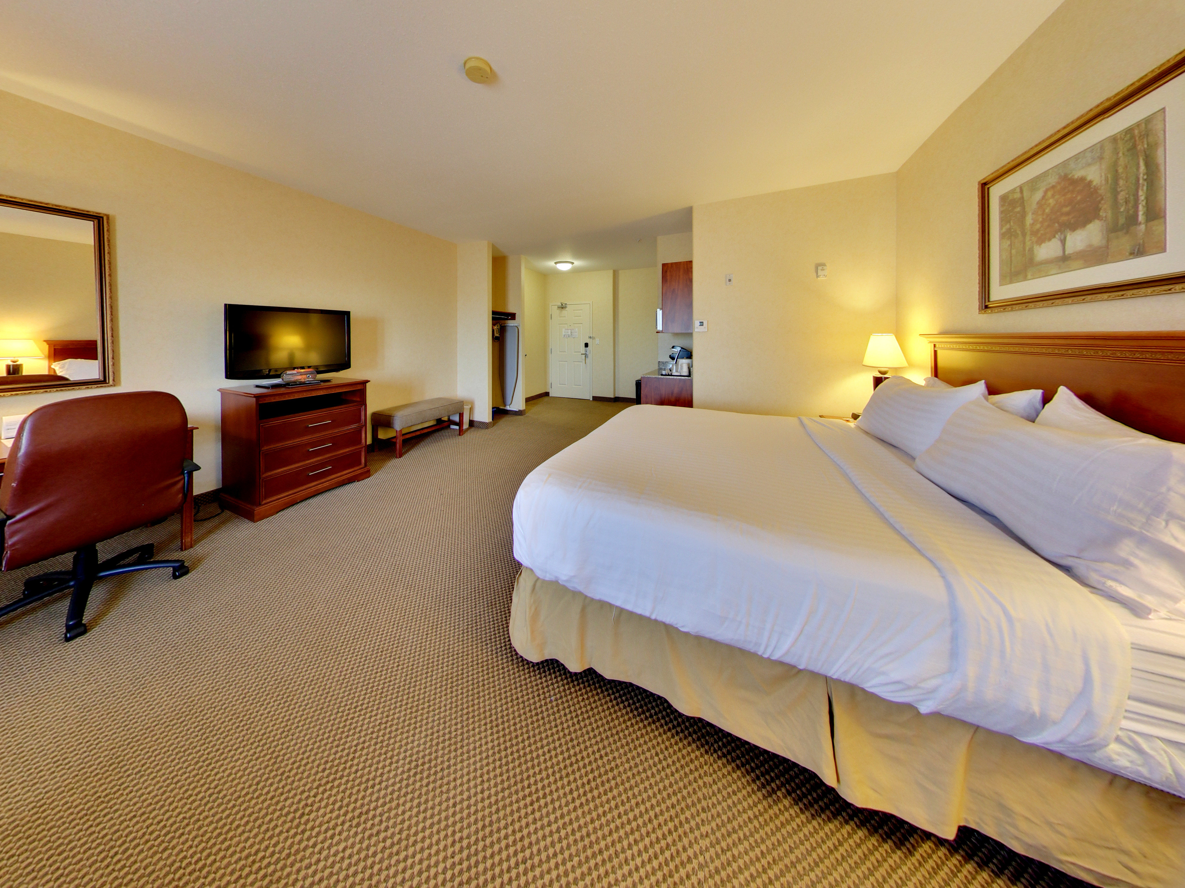 Holiday Inn Express Hotel Suites Edmonton International Airport 10/50