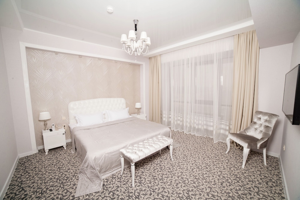 The Plaza Hotel Almaty 36/61