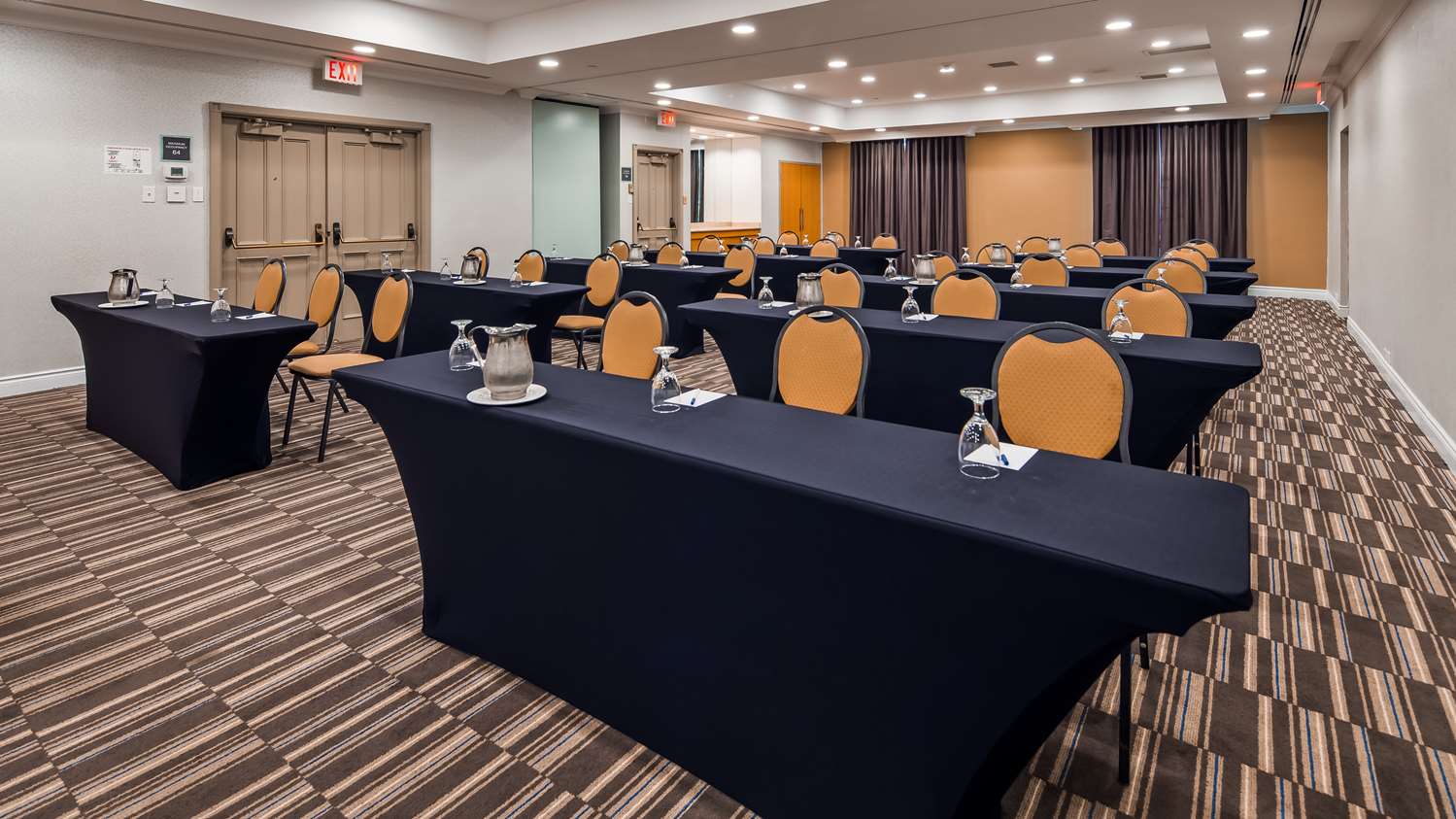 Best Western Premier Toronto Airport Carlingview Hotel 11/15