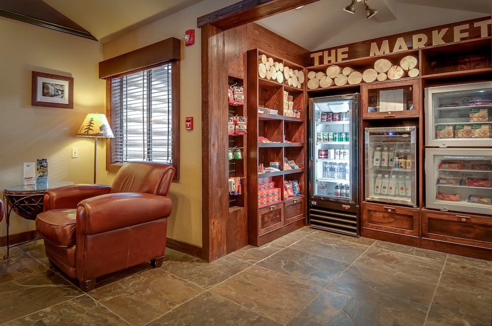 Best Western Plus Truckee-Tahoe Hotel 38/49