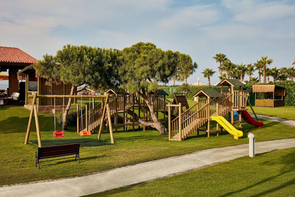 Gloria Verde Resort and Spa 38/50