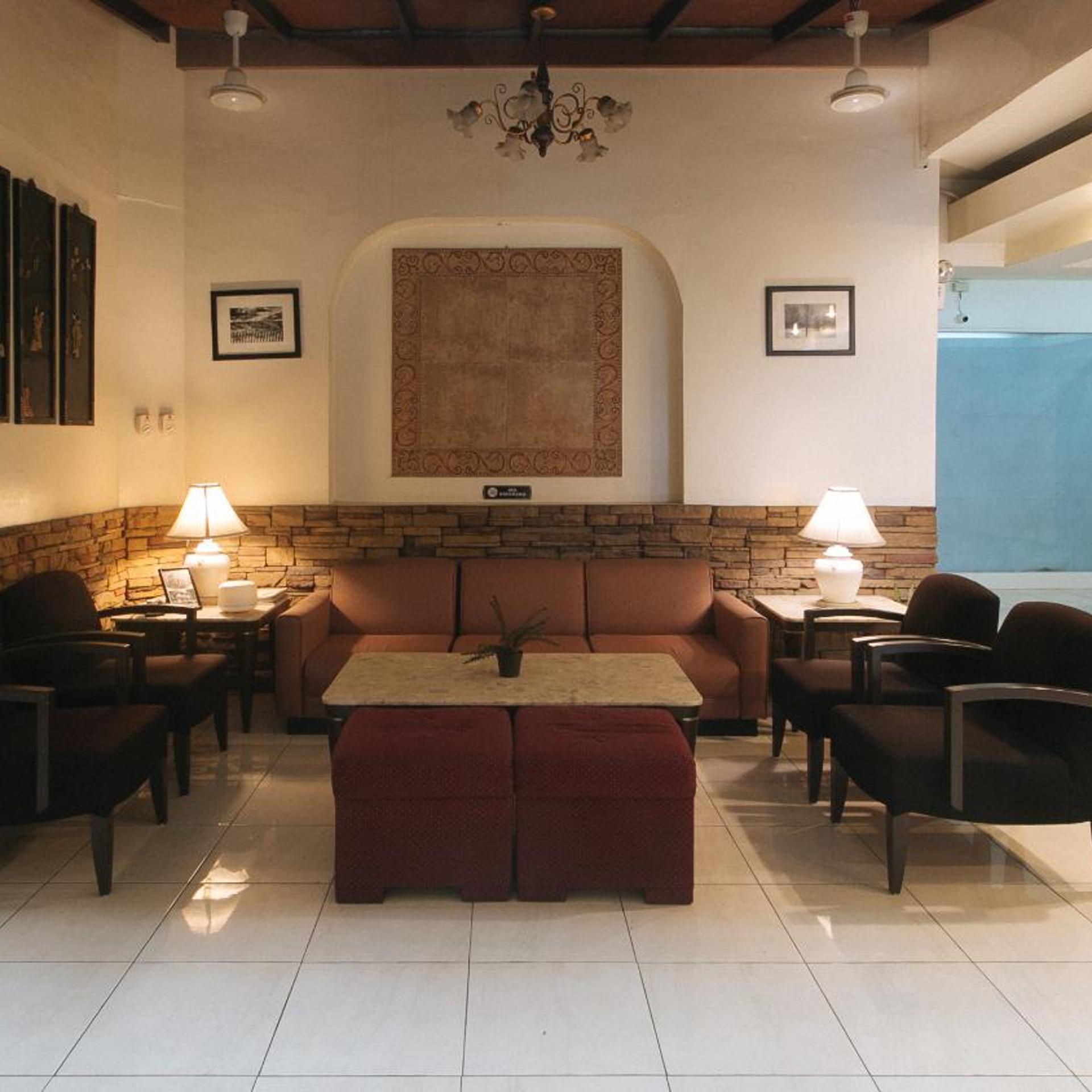 El Rico Suites 34/47
