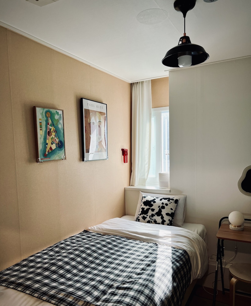 Philstay Myeongdong Central Hotel 14/53
