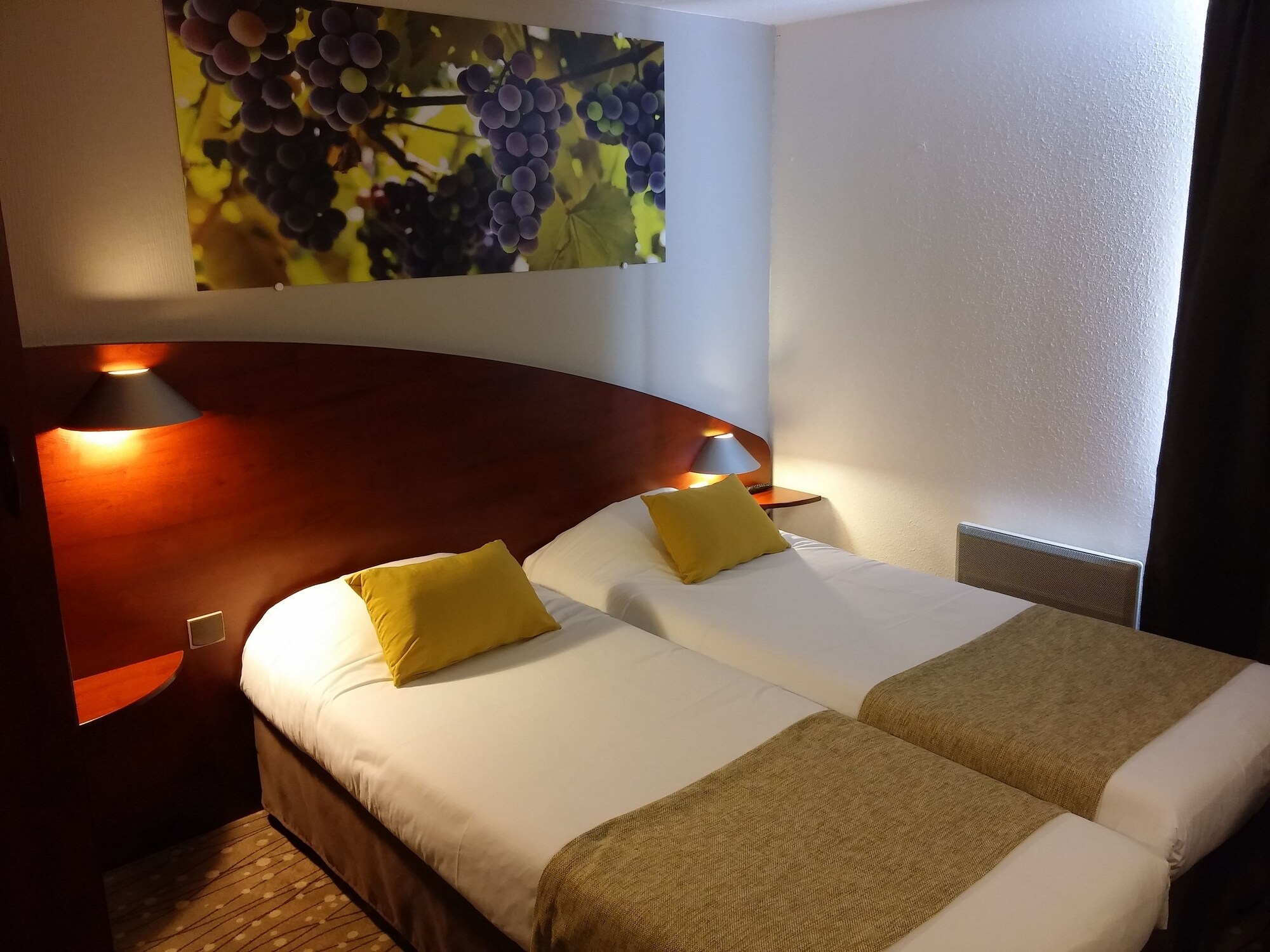 STANDARD, TWIN BEDS