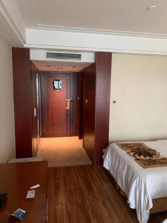 Rezen Kingtown Hotel (Chongqing Liangping) 11/53