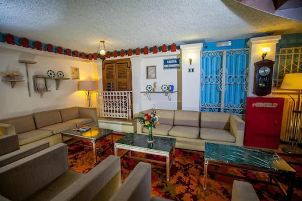 Theoxenia Hotel 69/91