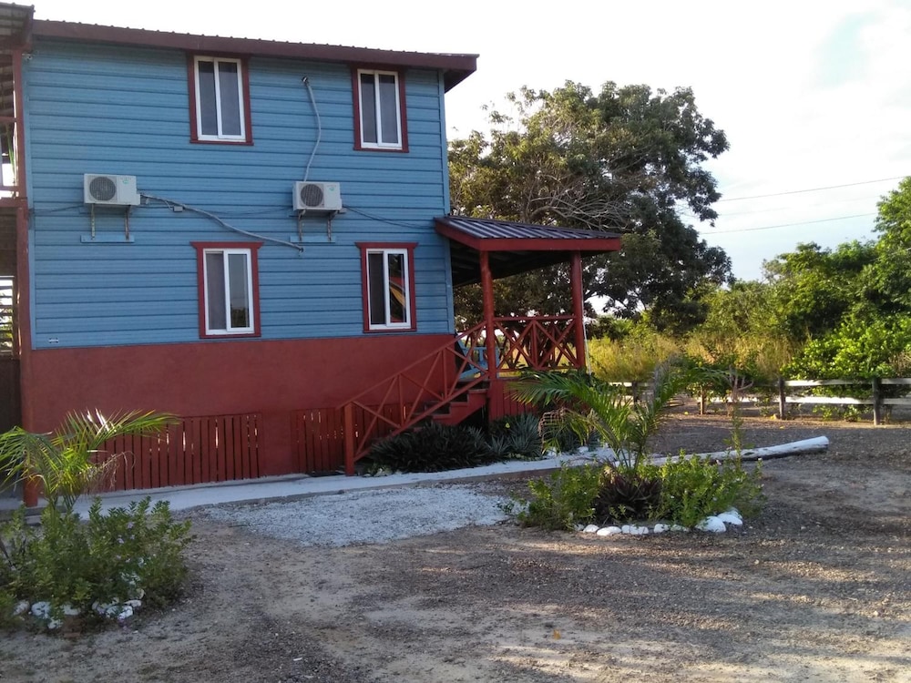 Suger Patch Inn 6/61