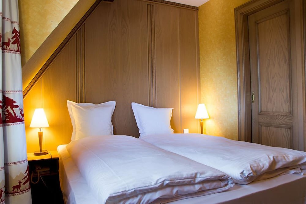 HOTEL AU CHASSEUR 13/57