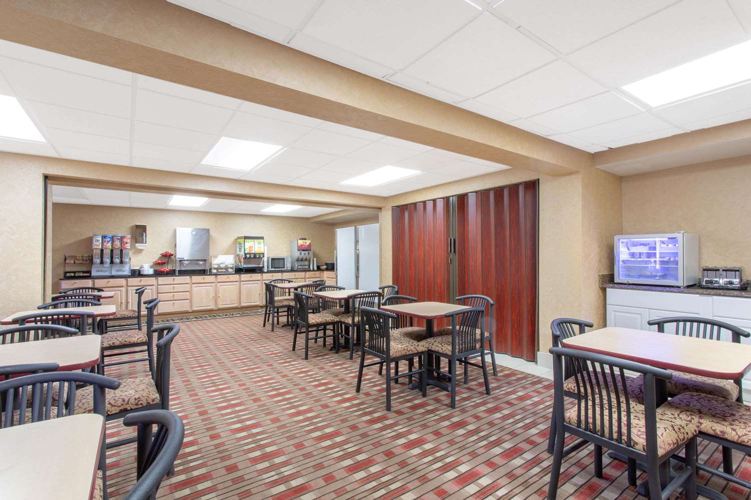 Ramada Limited Cockeysville 20/26
