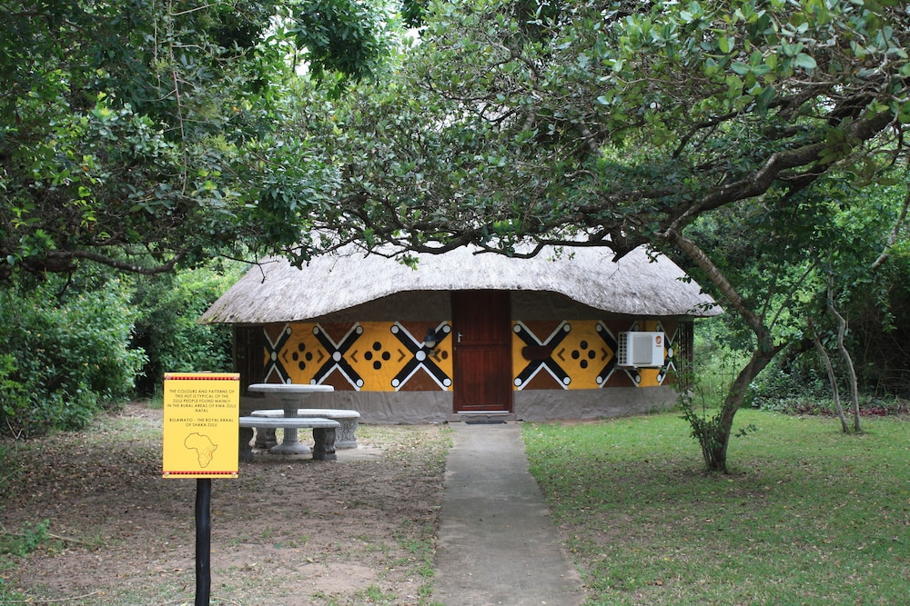 Gooderson Dumazulu Lodge and Traditional Village 44/50