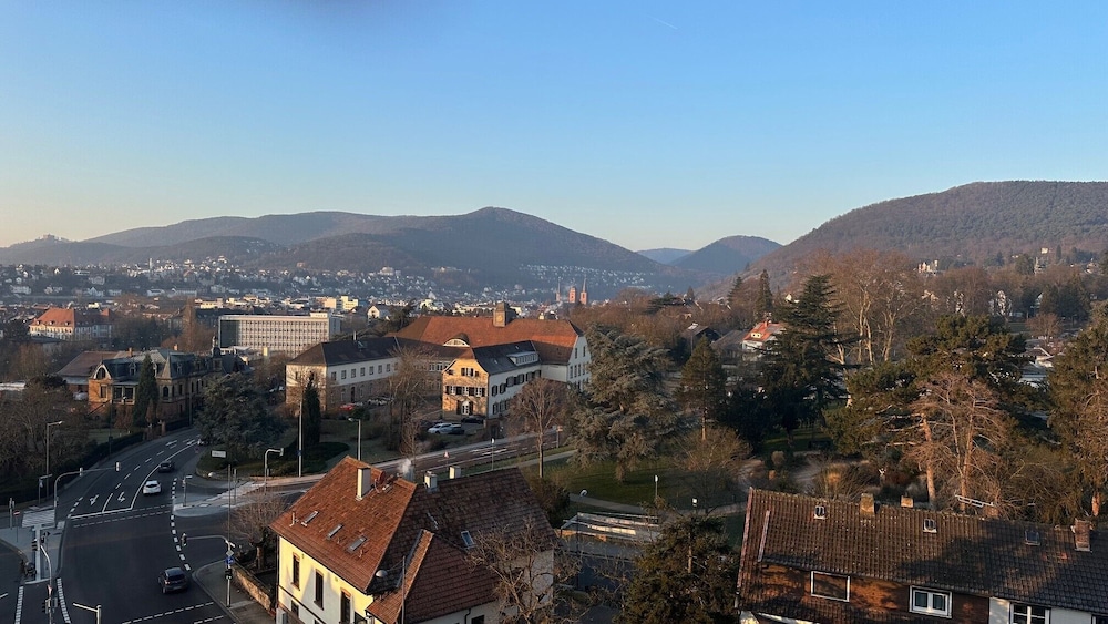 Panoramahotel am Rosengarten 44/50