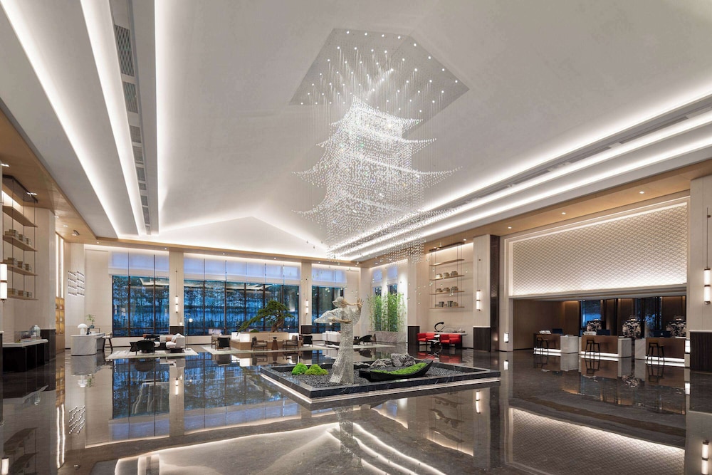 Wyndham Grand Xinchang Downtown 6/28
