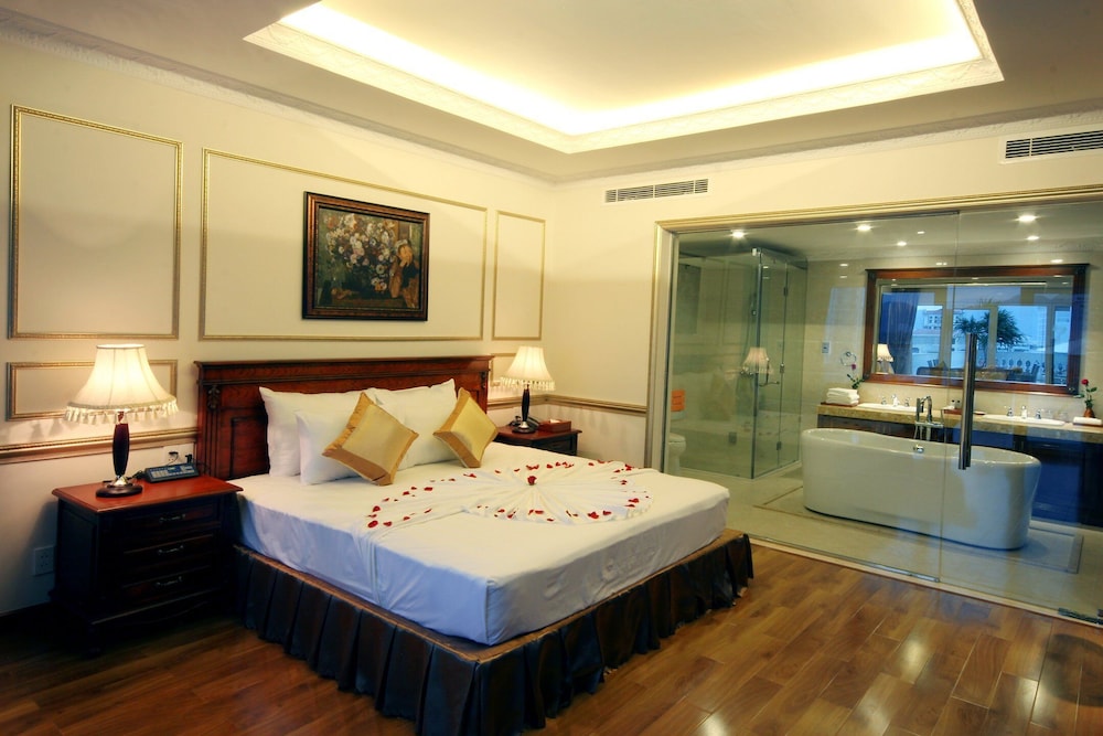 Nha Trang Palace Hotel 16/66