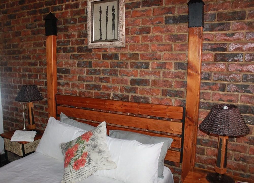 Gorgeous Gecko Guesthouse 10/29