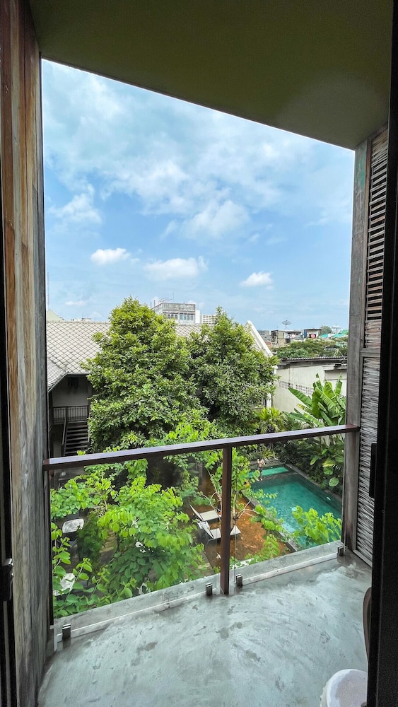 Villa Phra Sumen Bangkok 57/67