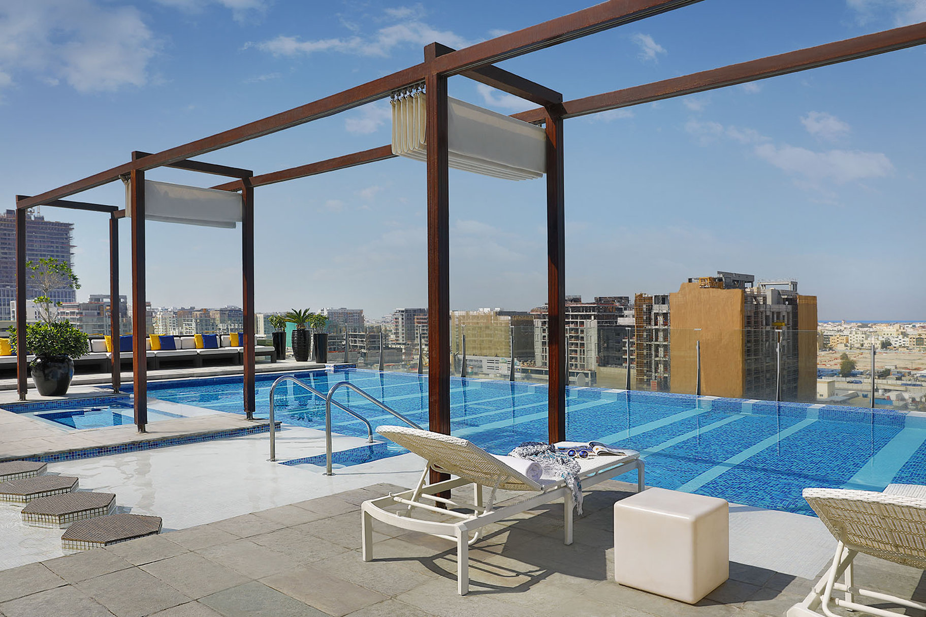 swimming pool spa