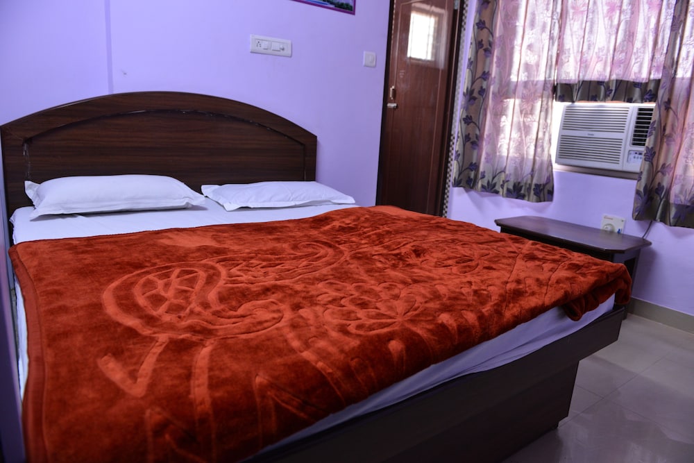 Hotel Mohit Palace 13/19