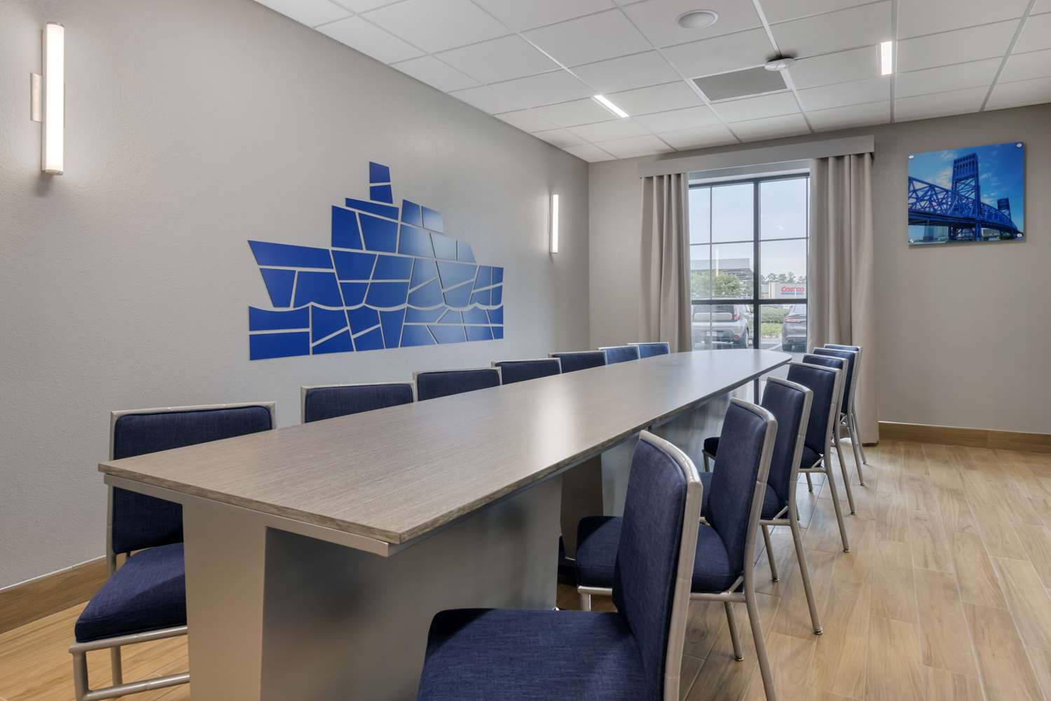 Comfort Inn & Suites Jacksonville - Orange Park Near Naval Air Station 14/15