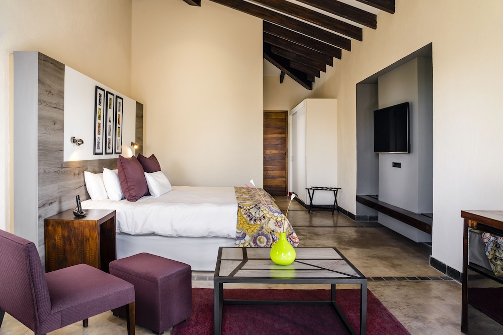 VILLA MANSA WINE HOTEL 33/64