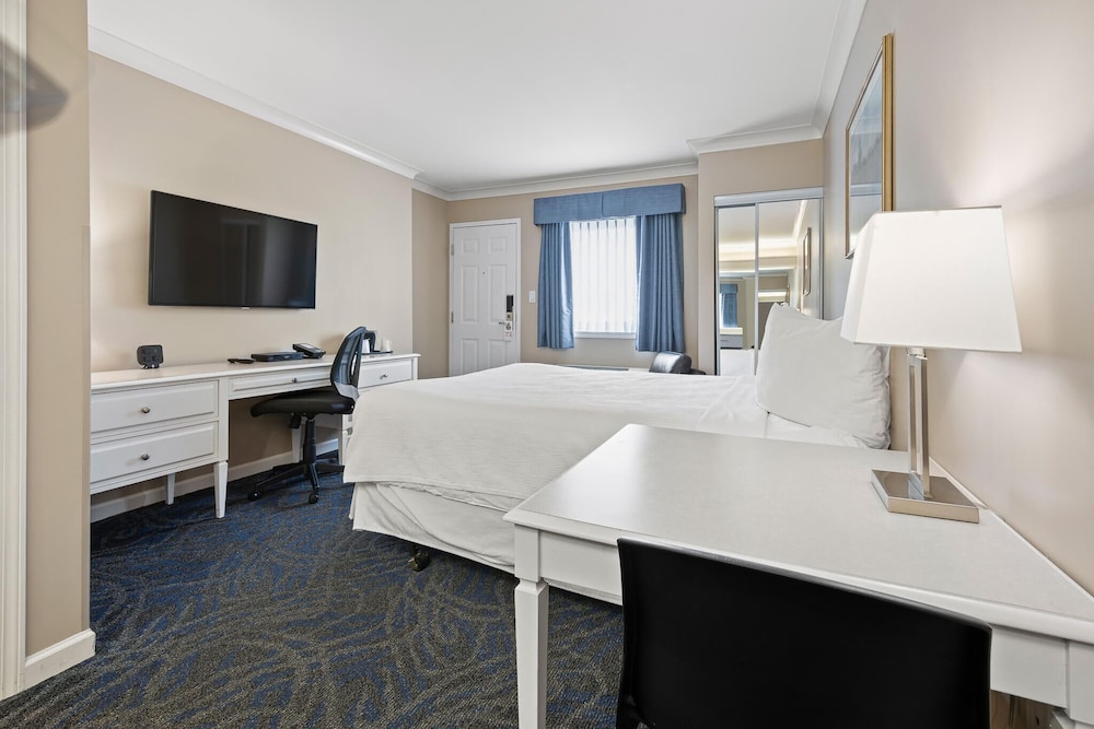 Glenwood Inn & Suites 43/50