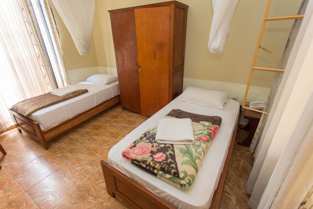 Iris Guesthouse 12/42