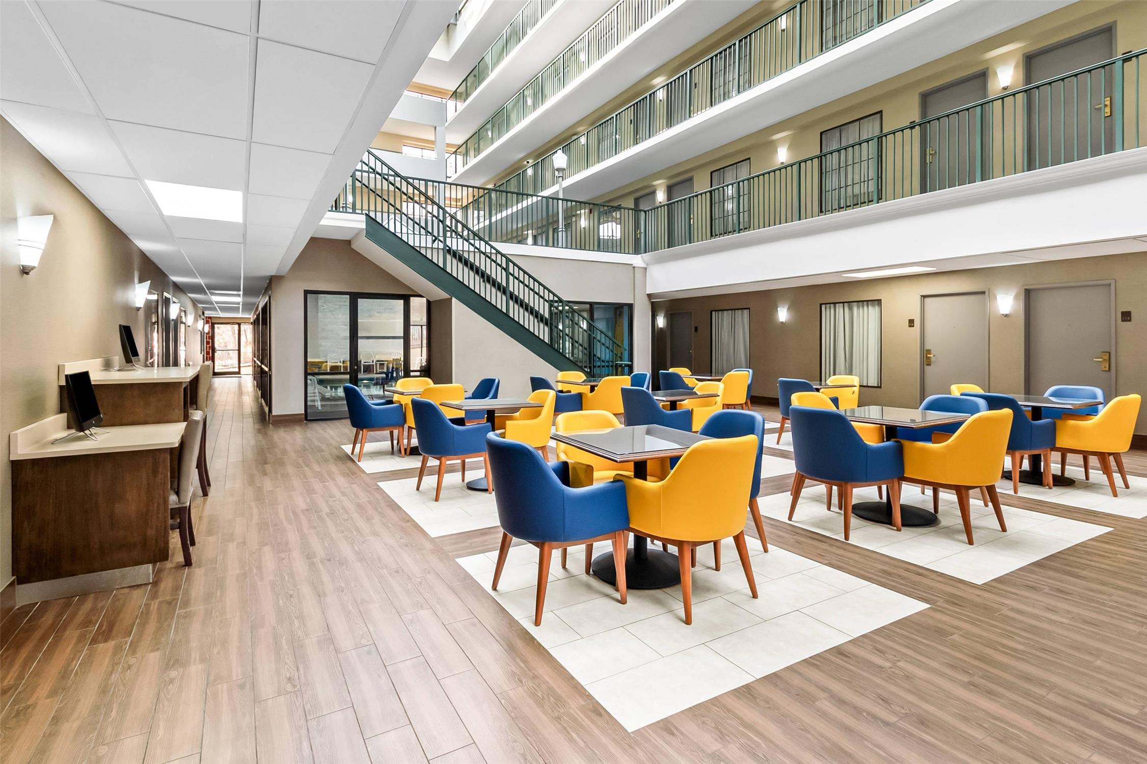 Comfort Suites Near Potomac Mills 35/50