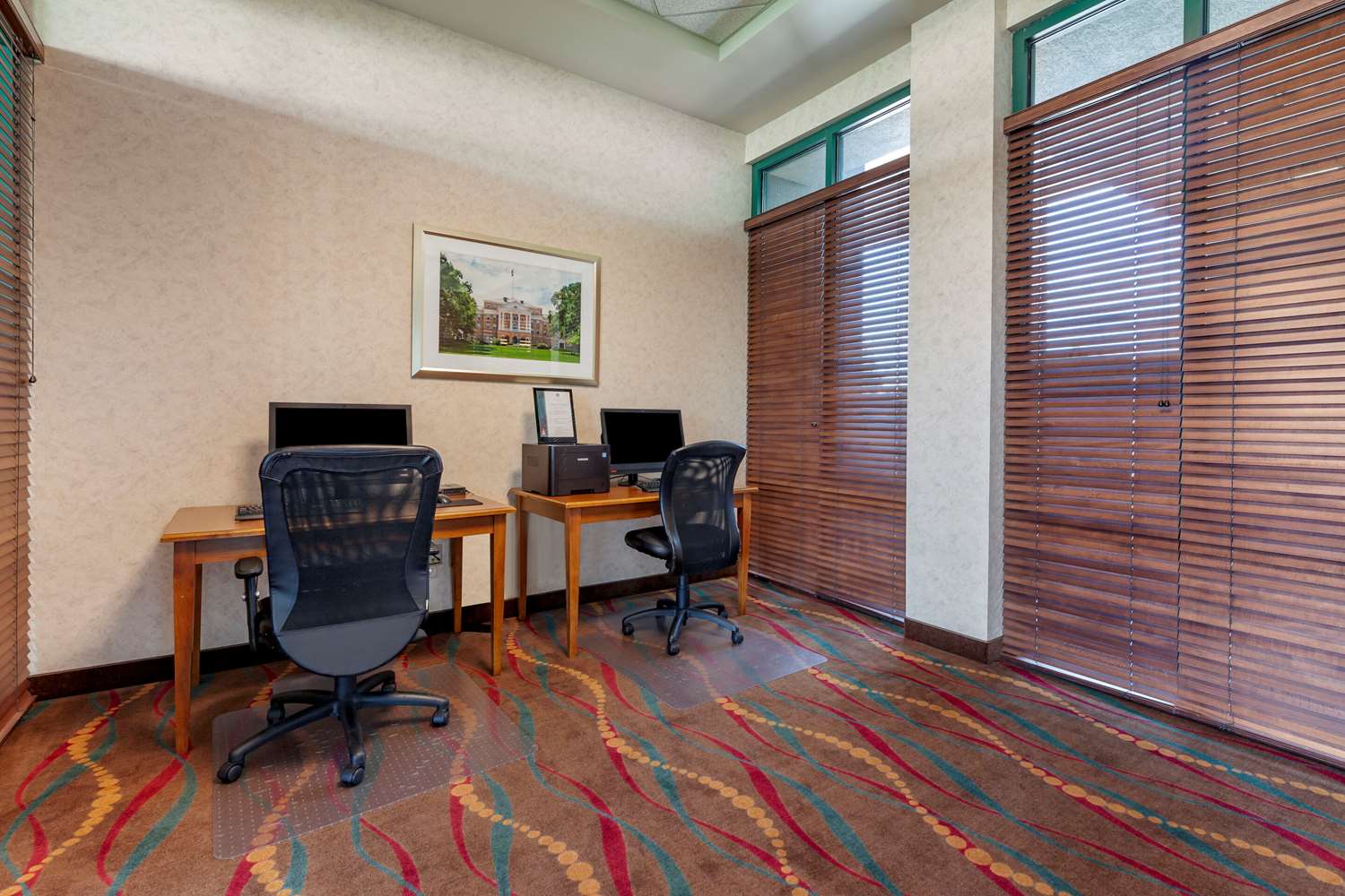 Clarion Suites At The Alliant Energy Center 24/27